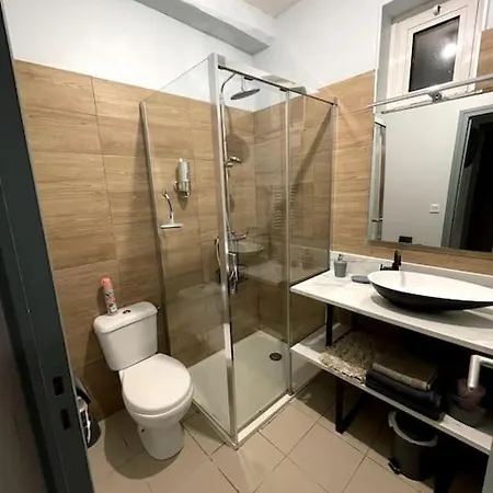 T2 Centre La Licorne 2 * ポン・オードゥメール